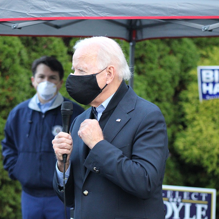 Joe Biden vyzval k nošení roušek