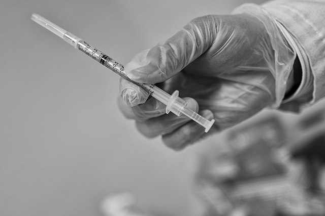 BioNtech testuje vakcíny proti COVID-19