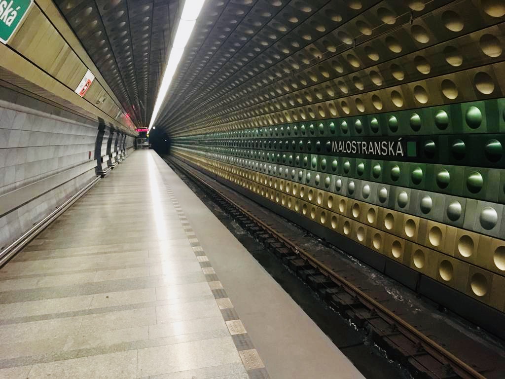 Prázdné metro